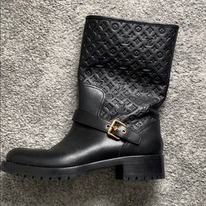 Louis Vuitton boots size 9 (39)